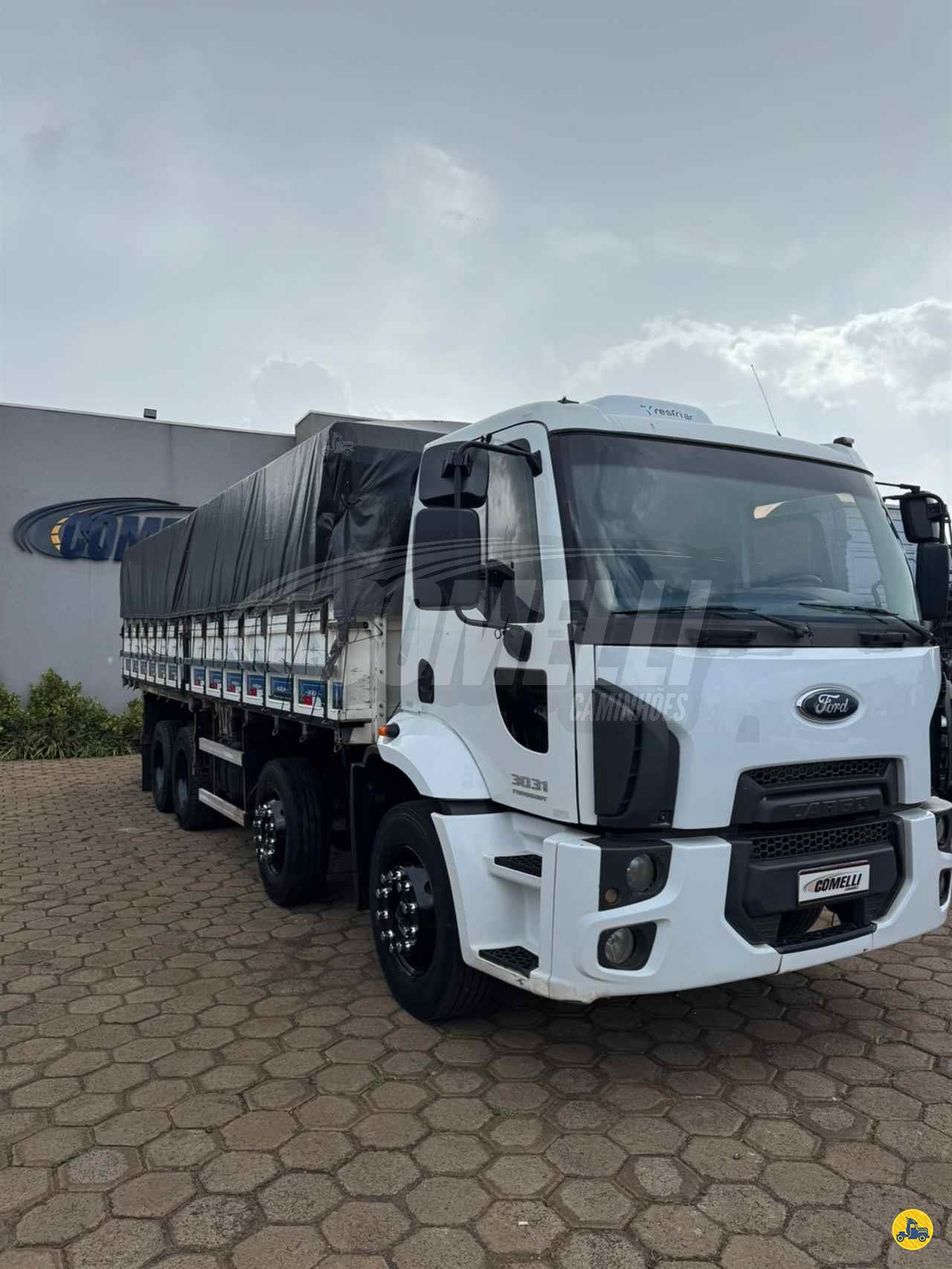 CAMINHAO FORD CARGO 3031 Graneleiro BiTruck 8x2 Comelli Caminhões RIO VERDE GOIAS GO